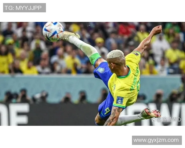 足坛巨星接连遭遇意外事故引发关注足球运动员安全再受热议